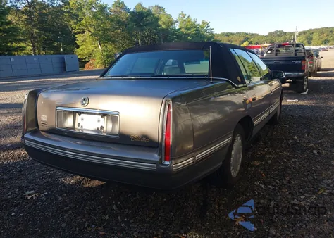 1998 Cadillac Deville z USA, uszkodzony, nr VIN 1G6KD54Y1WU774966
